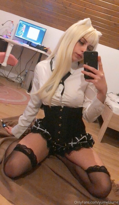 Yumeblume nudes star galleries