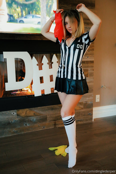 TORY TORY pretty actress gallery