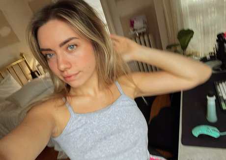 goth onlyfans nude pic