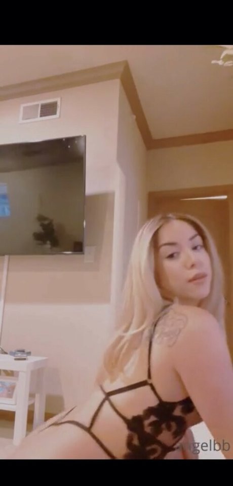 Lilmg_ model exclusive picture