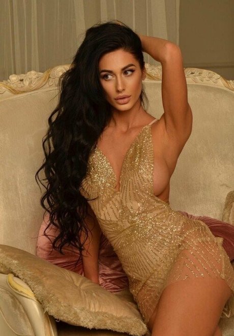 Mari Sweet pretty pornstar pictures