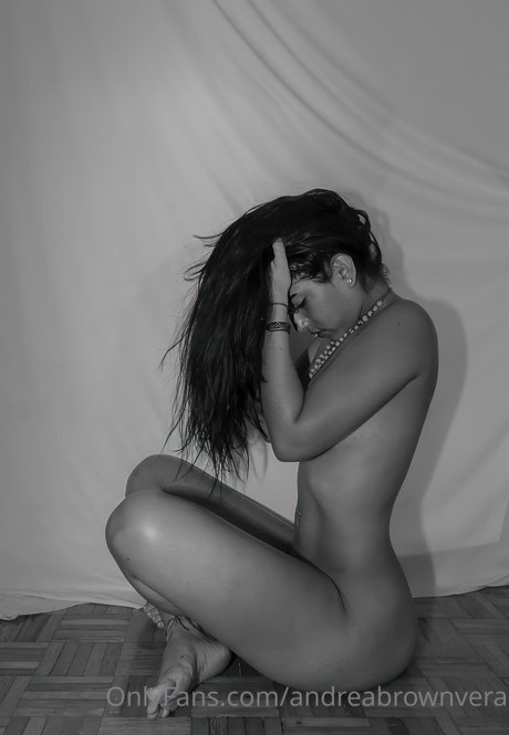 Andrea Brown_ nudes star img