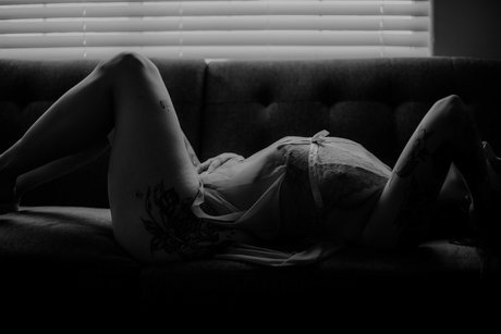 Thatsoraven95 model sexy pics