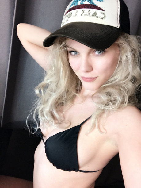 swinger milf onlyfans beautiful porn galleries