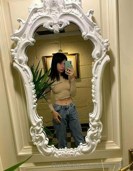 Kim Moor star top photo