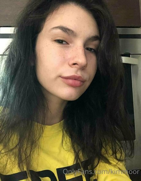 Kim Moor star hd image