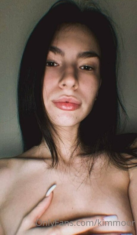 Kim Moor naked star picture