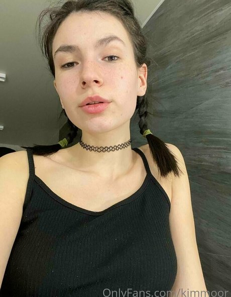 Kim Moor top star archive