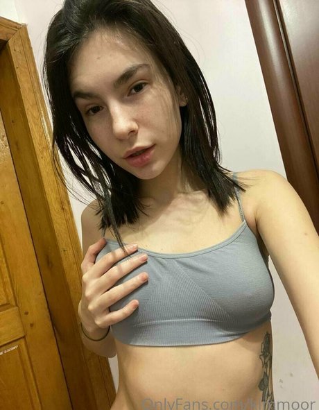 Kim Moor sexy star photo