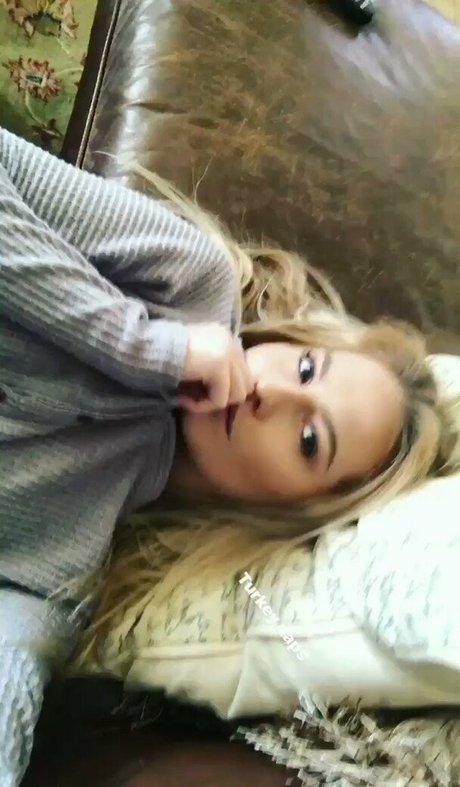 Britney Light model hd pics