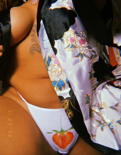 AllynRa free model image