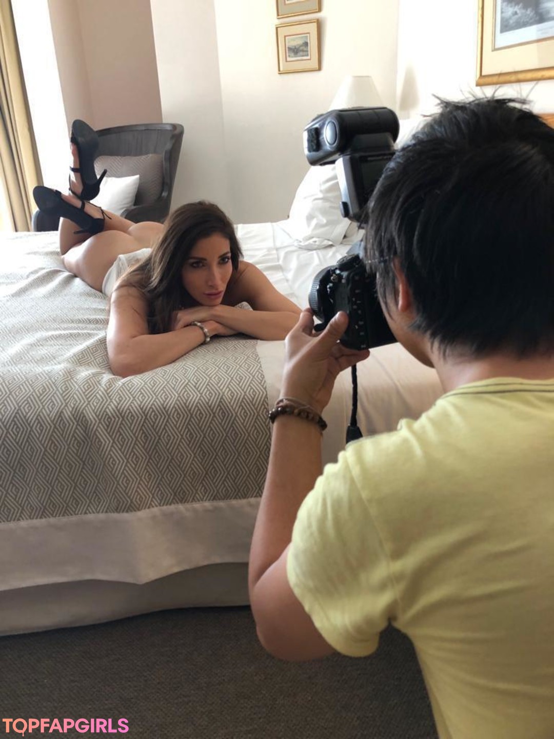 Clea Gaultier naked model photos