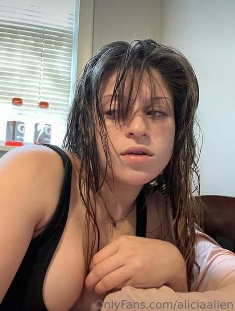 Alicia Allen star erotic gallery