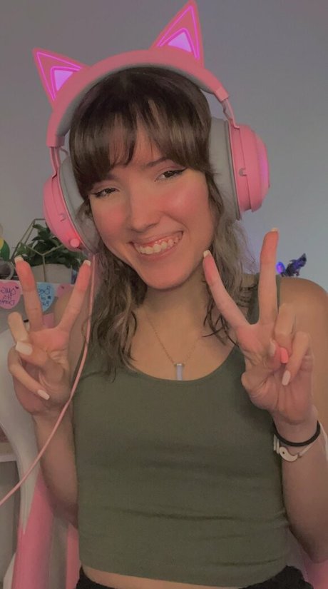 Strawberry Girl Kairi_ pornstar nudes pic