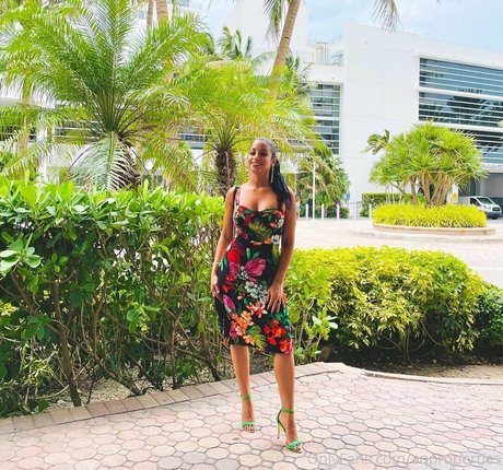 blonde male onlyfans erotic gallery