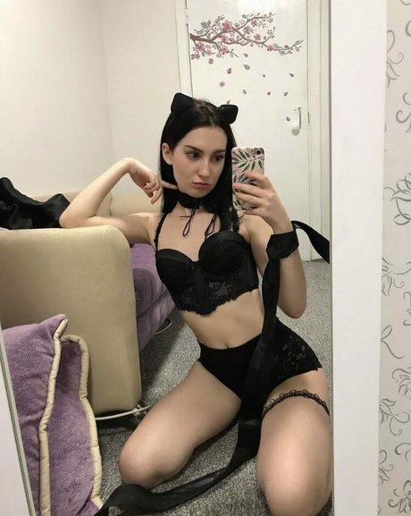 Pratty Katty pornstar nudes photos