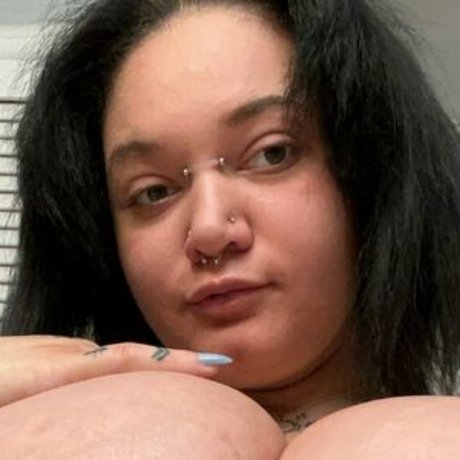 Glitchmaiden top actress image