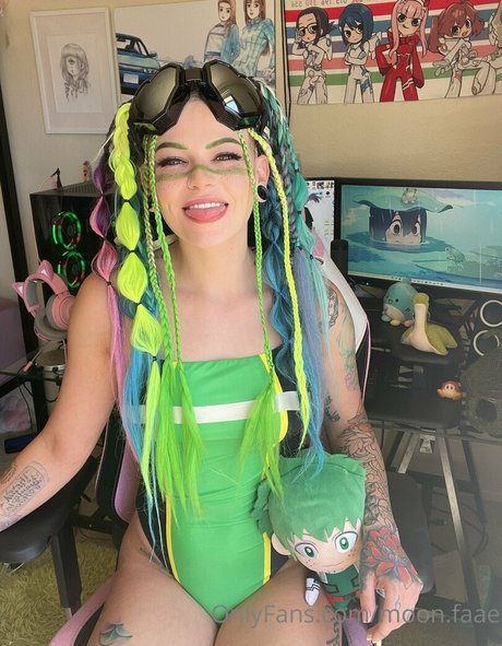 moon faae naked actress photos