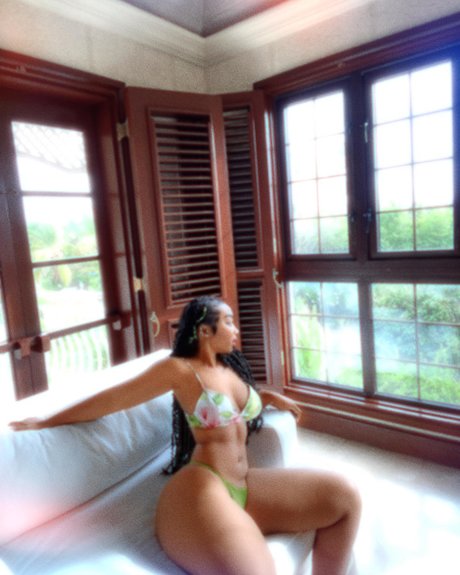 Jayla Doll sexy model gallery