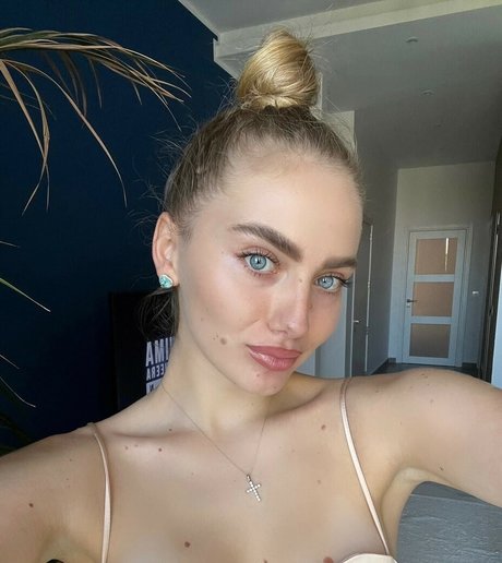 eva e pretty actress picture