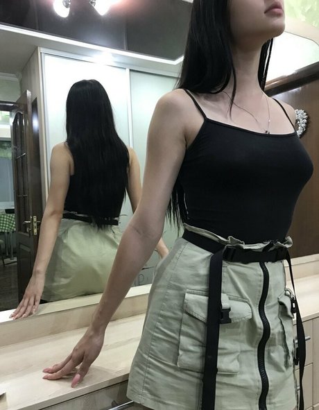 Sally Salisbury beautiful model pictures