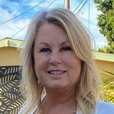 saggy milf onlyfans sexy pic