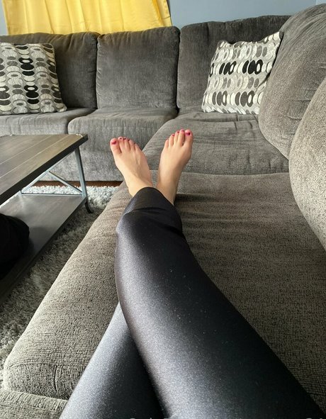 giant onlyfans exclusive pictures