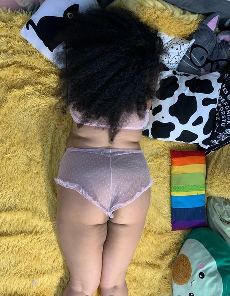 tattooed shemale onlyfans adult image