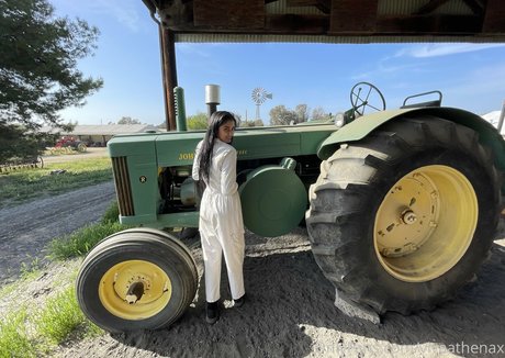 vivaathenax model pretty images