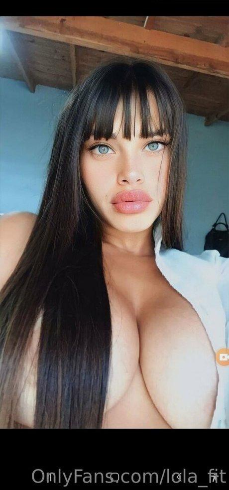 lola fit free model photos