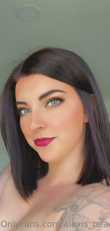 alexis peaches1 star erotic image