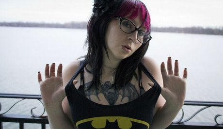 Donnaxjean porn model picture