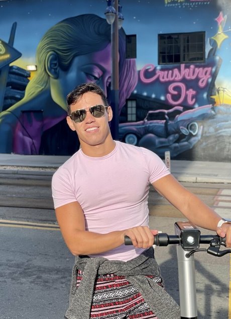 oliverhuntxxx pornographic star images