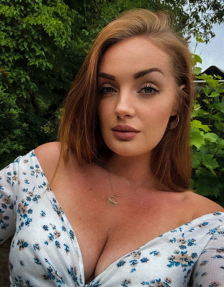 chubby latina teen onlyfans free naked photo