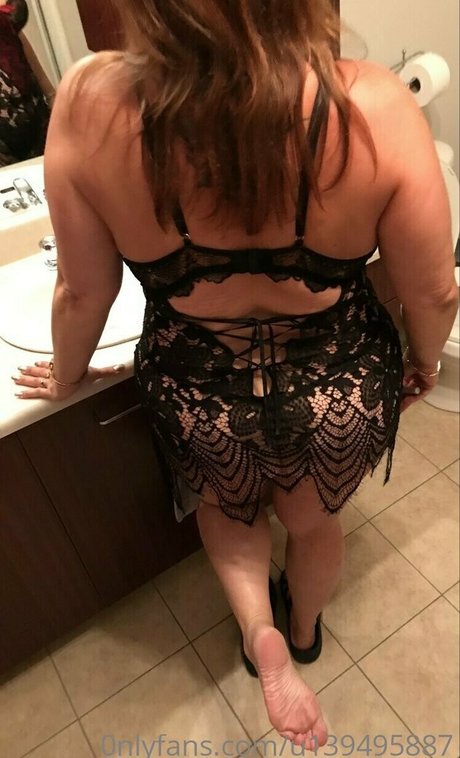 foot mistress miss b nude model img