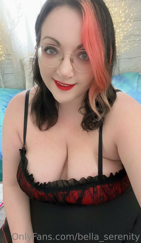 bella serenity pretty model image