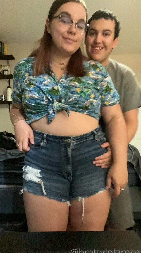 brattylolarose09 pornstar top pictures