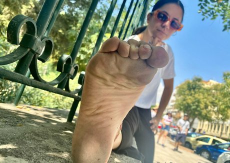 loseranayt star naked img