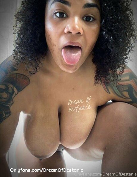 DreamofDestanie exclusive pornstar image
