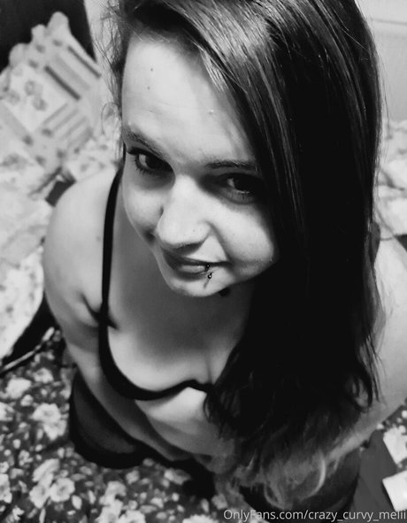 crazy curvy melii top actress img