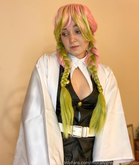 Morallygreyismyfavcolor actress pics