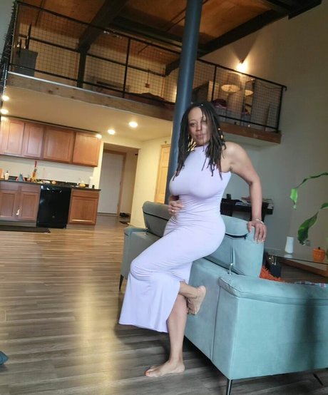 RhodaBlakey pretty pornstar img