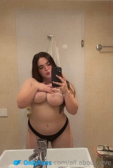 yarin eve sexy pornstar pic