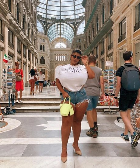 Yuval pornstar xxx photo