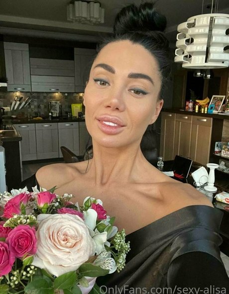 Sexy Alisa model hd pic