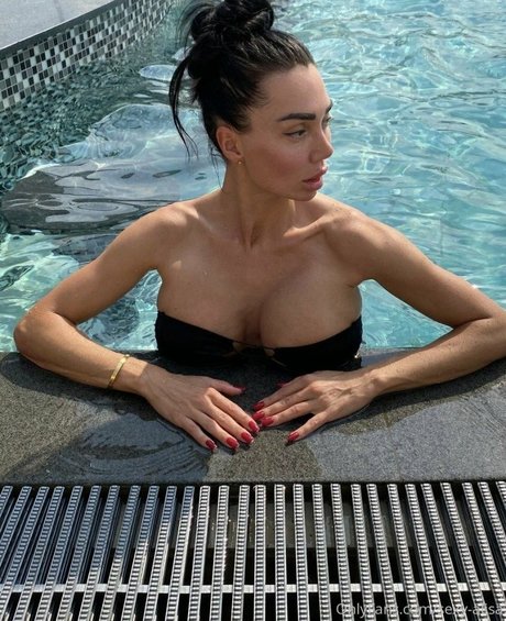 gloryhole princess onlyfans nude photo