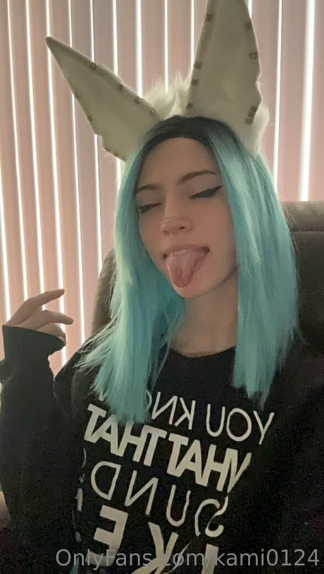 kami0124 model art gallery