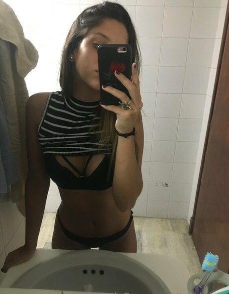 tululuhot pornstar hd images