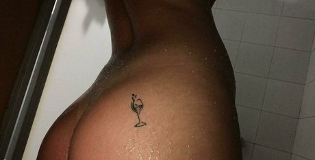 tululuhot model nudes photos