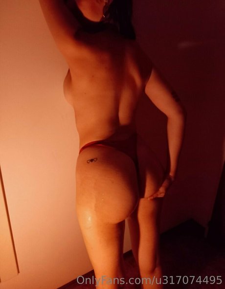 pop latina pornstar naked image